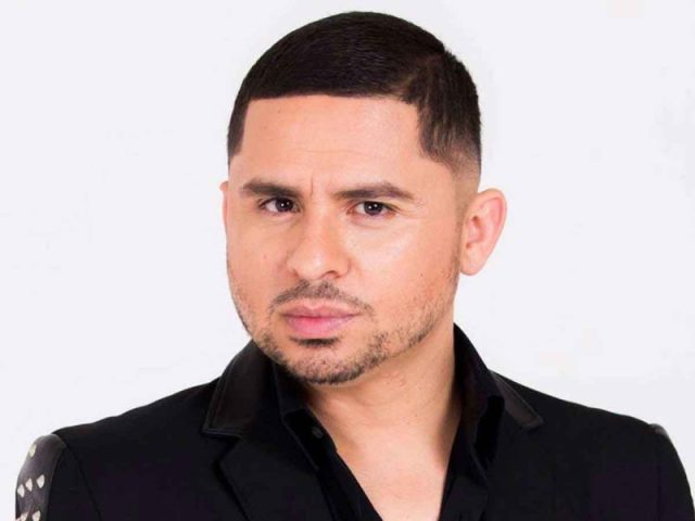 Larry Hernandez Net Worth